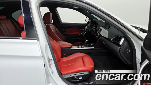 BMW 3-Series 328i M Sport