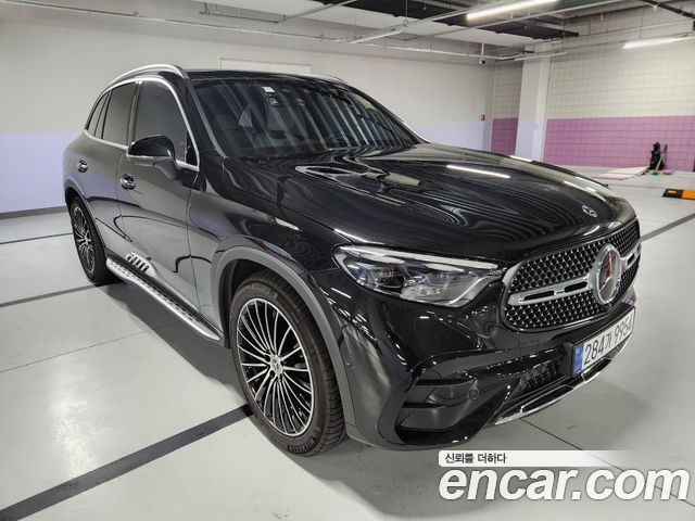 Mercedes-Benz GLC-Class GLC300 4MATIC AMG Line