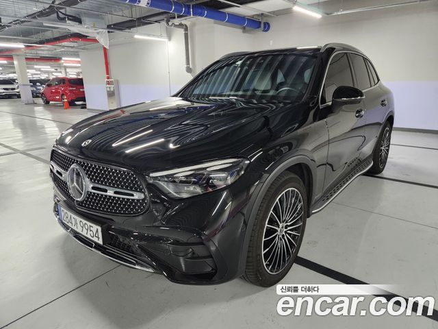 Mercedes-Benz GLC-Class GLC300 4MATIC AMG Line