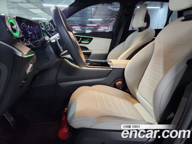 Mercedes-Benz GLC-Class GLC300 4MATIC AMG Line