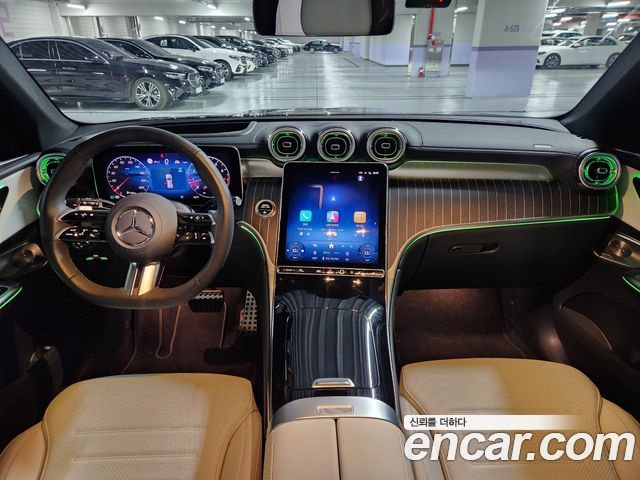 Mercedes-Benz GLC-Class GLC300 4MATIC AMG Line