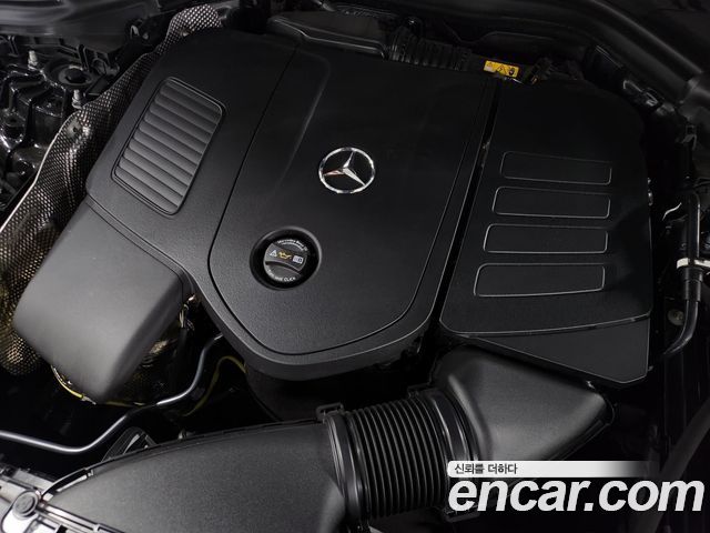 Mercedes-Benz GLC-Class GLC300 4MATIC AMG Line