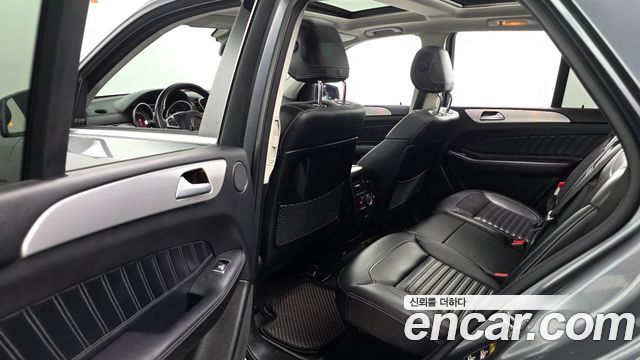 Mercedes-Benz GLE-Class GLE350 d 4MATIC Premium