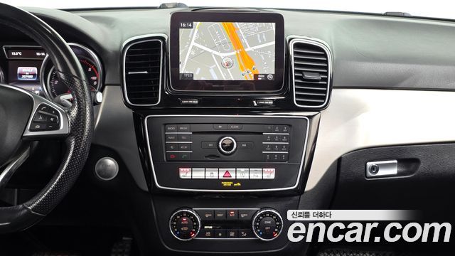 Mercedes-Benz GLE-Class GLE350 d 4MATIC Premium