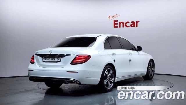 Mercedes-Benz E-Class E300 Avantgarde