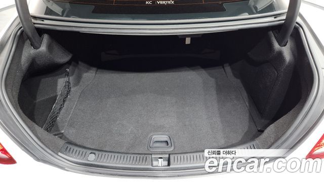 Mercedes-Benz E-Class E300 Avantgarde