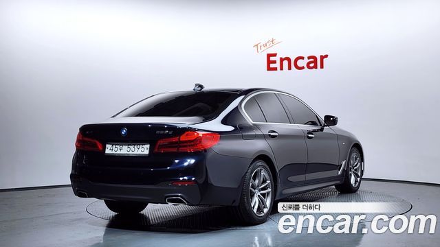 BMW 5-Series 520d xDrive M Sport Package Plus