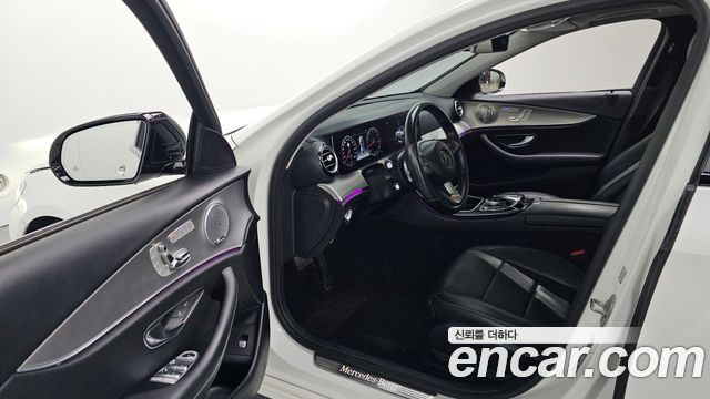 Mercedes-Benz E-Class E300 Avantgarde