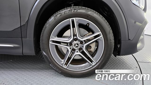 Mercedes-Benz GLB-Class GLB250 4MATIC