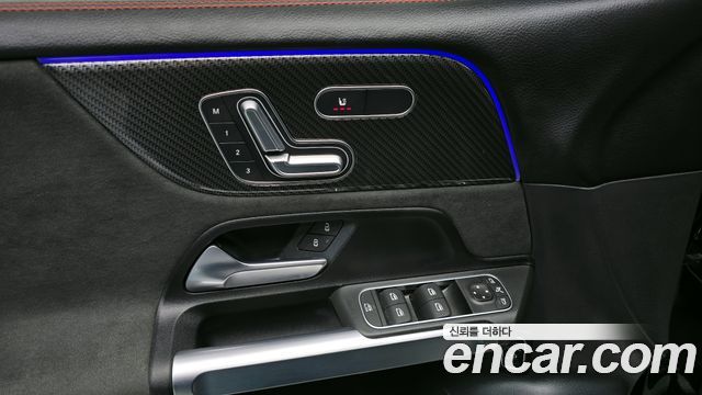 Mercedes-Benz GLB-Class GLB250 4MATIC