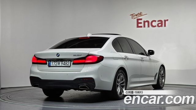 BMW 5-Series 520d M Sport package