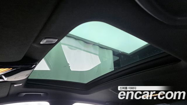BMW 5-Series 520d M Sport package