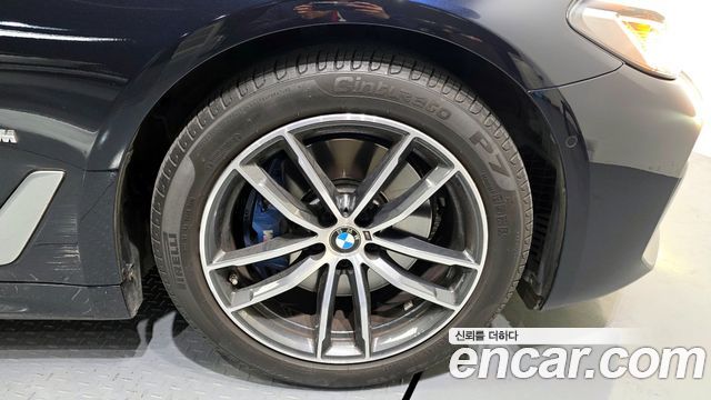 BMW 5-Series 520i M Sport
