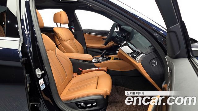 BMW 5-Series 520i M Sport