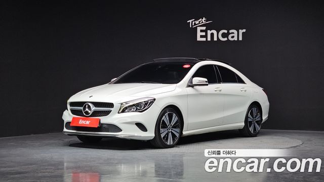 Mercedes-Benz CLA-Class CLA250 4MATIC