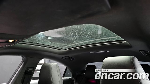 Mercedes-Benz CLA-Class CLA250 4MATIC