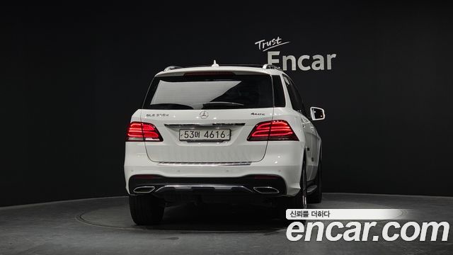 Mercedes-Benz GLE-Class GLE350 d 4MATIC