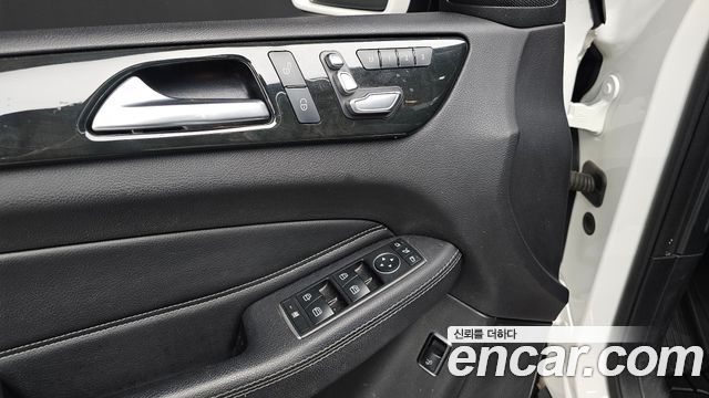 Mercedes-Benz GLE-Class GLE350 d 4MATIC