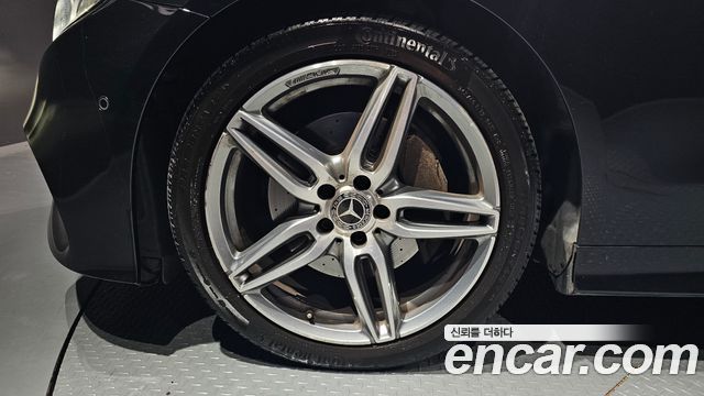 Mercedes-Benz E-Class E220d Coupe