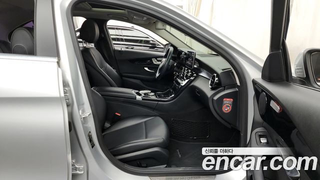 Mercedes-Benz C-Class C200