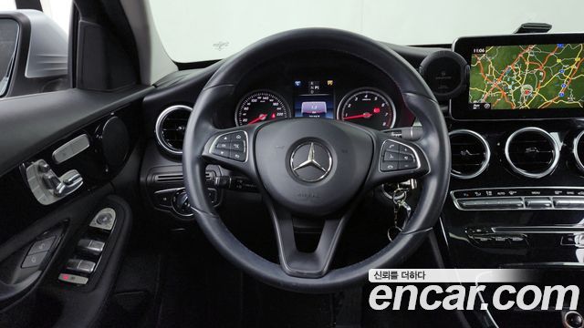 Mercedes-Benz C-Class C200