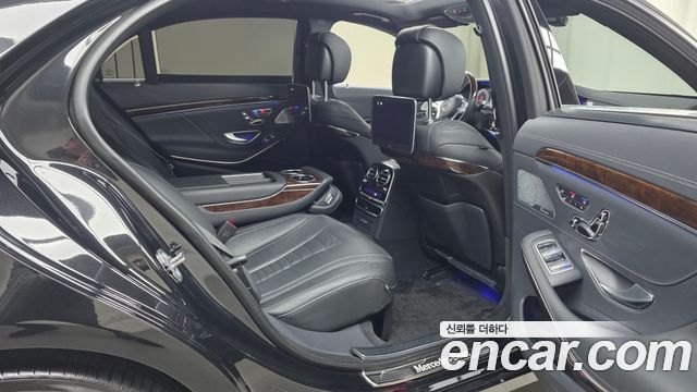 Mercedes-Benz S-Class S560L 4MATIC
