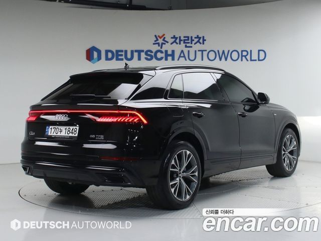 Audi Q8 55 TFSI Quattro Premium