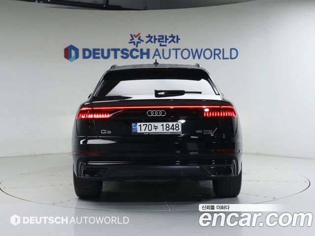 Audi Q8 55 TFSI Quattro Premium