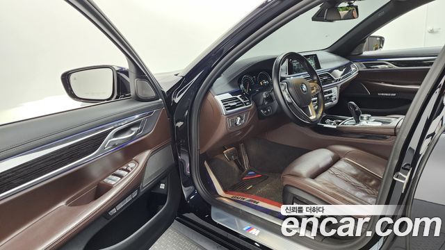 BMW 7-Series 740Li xDrive M Sport Package