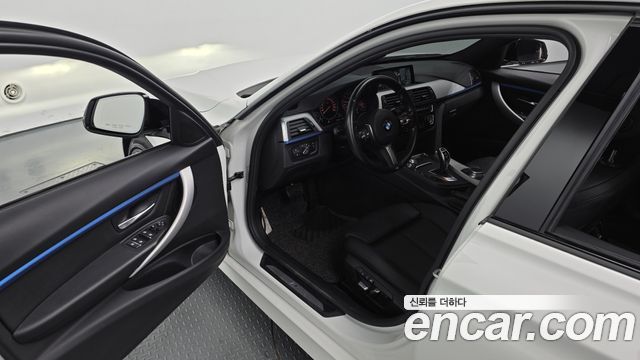 BMW 3-Series 320i M Sport