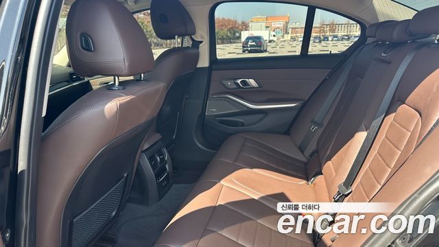 BMW 3-Series 320d Luxury