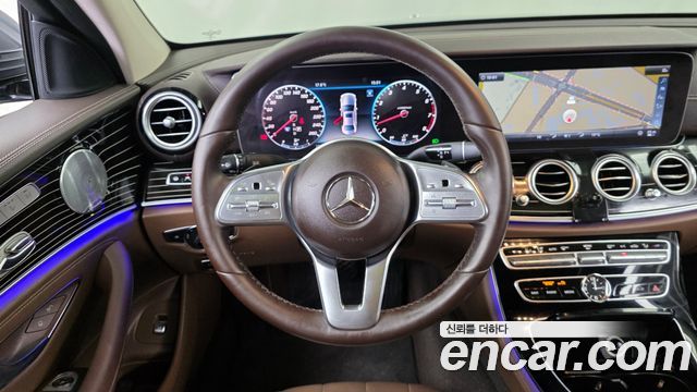 Mercedes-Benz E-Class E400 4MATIC Exclusive