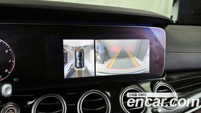 Mercedes-Benz E-Class E400 4MATIC Exclusive