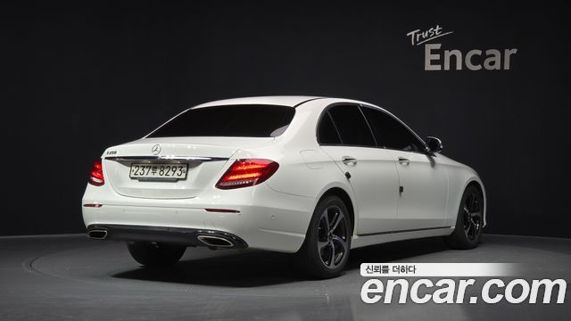 Mercedes-Benz E-Class E250 Avantgarde