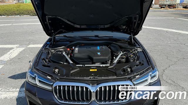 BMW 5-Series 530e M Sport