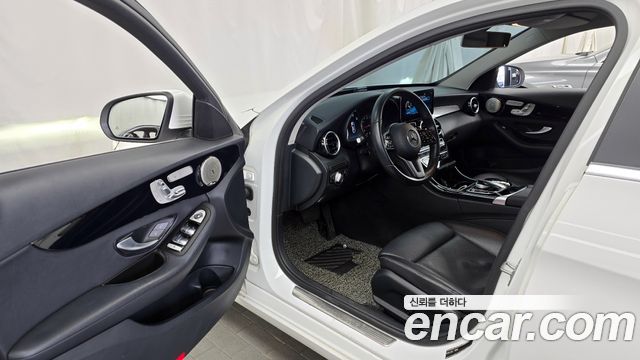 Mercedes-Benz C-Class C200