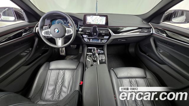 BMW 5-Series 530i xDrive M Sport Package Plus