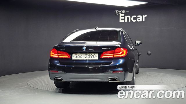 BMW 5-Series 520d xDrive M Sport Package Plus