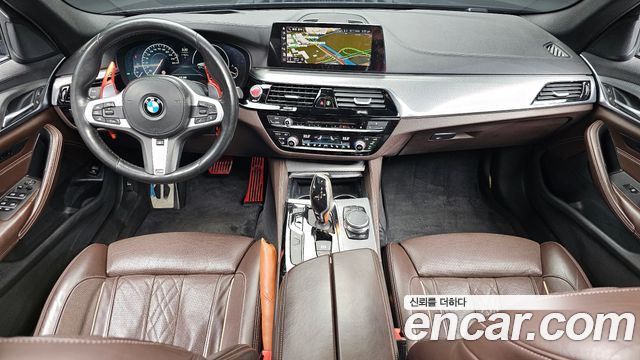 BMW 5-Series 520d xDrive M Sport Package Plus