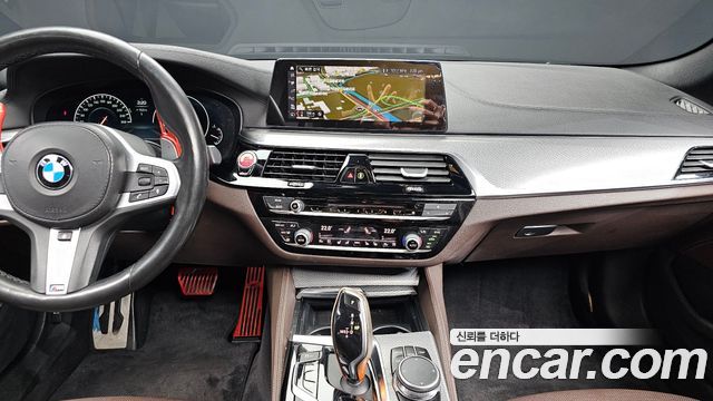 BMW 5-Series 520d xDrive M Sport Package Plus
