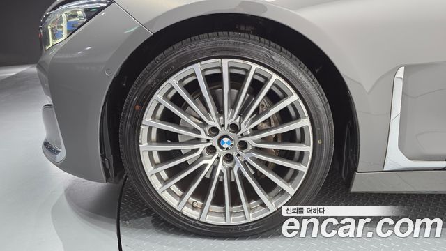 BMW 7-Series 730Ld xDrive Design Pure Excellence