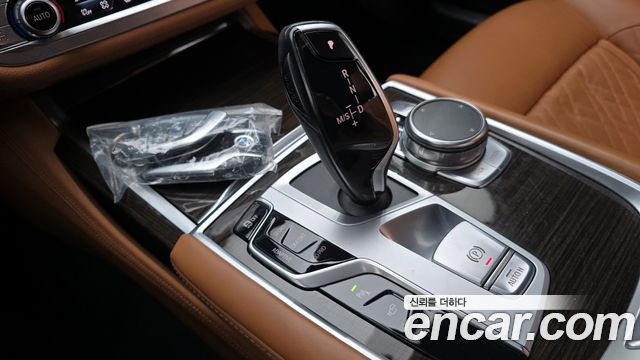 BMW 7-Series 730Ld xDrive Design Pure Excellence