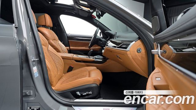 BMW 7-Series 730Ld xDrive Design Pure Excellence