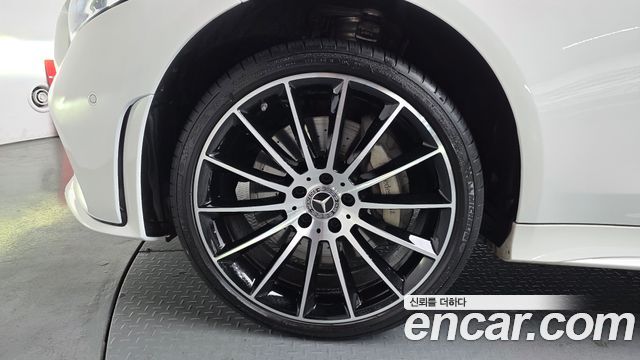 Mercedes-Benz CLS-Class CLS450 4MATIC AMG Line