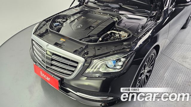 Mercedes-Benz S-Class S560L 4MATIC