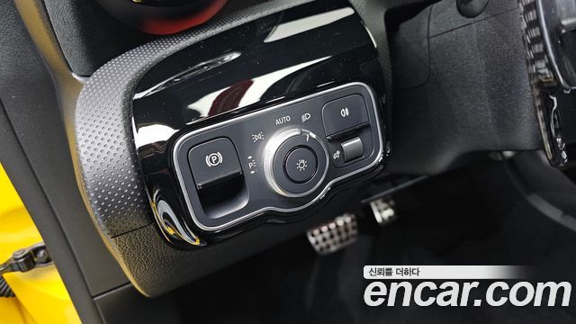 Mercedes-Benz A-Class AMG A45 4MAITC+ Hatchback