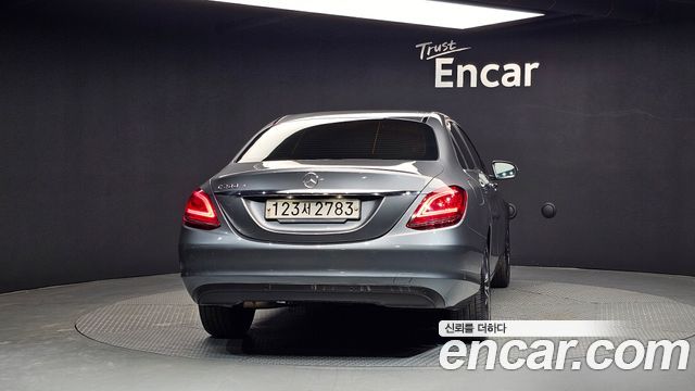 Mercedes-Benz C-Class C200