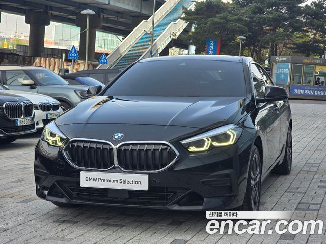 BMW 2-Series 220i Advantage