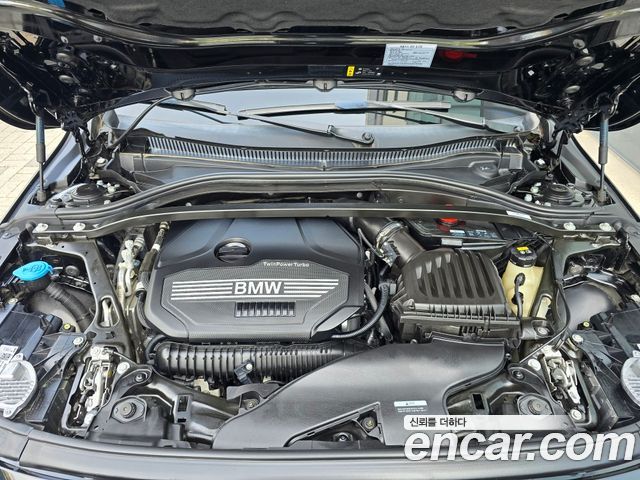 BMW 2-Series 220i Advantage