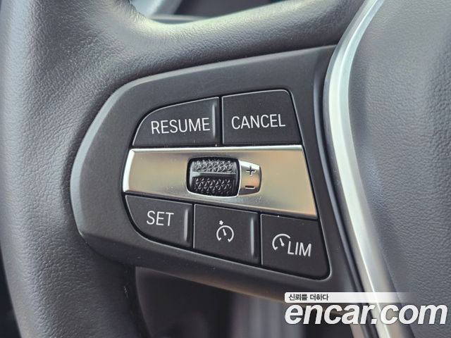 BMW 2-Series 220i Advantage